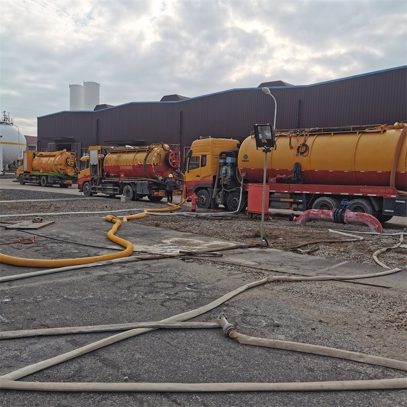 金溪污水池清理