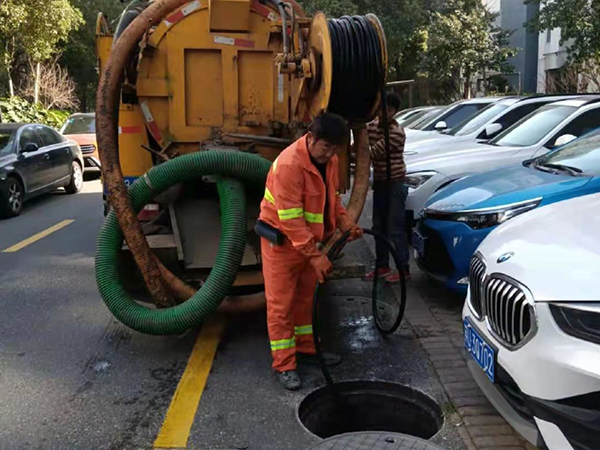 金溪排污管道清淤